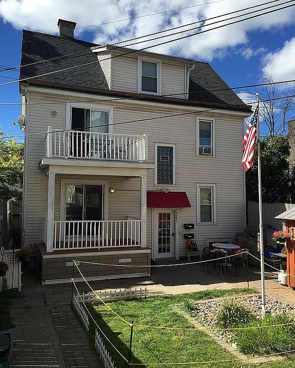 1st image of 1096 Elmwood Ave