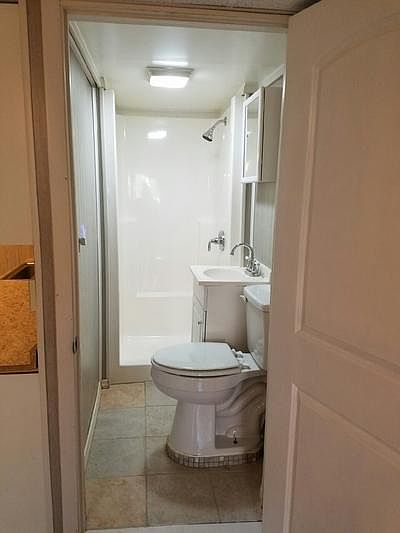 2nd image of 8 Dobbs St #C