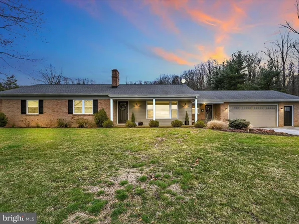 1138 Sheep Hill Rd, New Holland, PA 17557