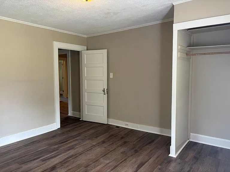 975 Old Charlotte Rd — Photo 18