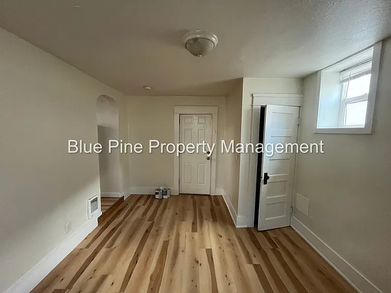 1414 N Garfield Ave #1 — Photo 3