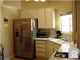 3rd image of 8479 E Amberwood St