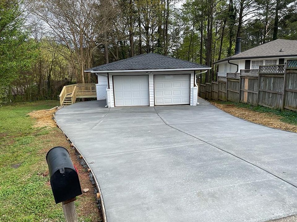 1st image of 2896 Lakemont Pl SW