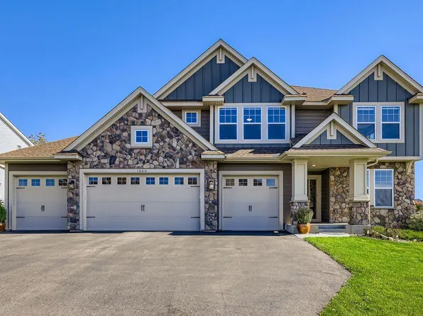 1660 Hackamore Dr, Victoria, MN 55386
