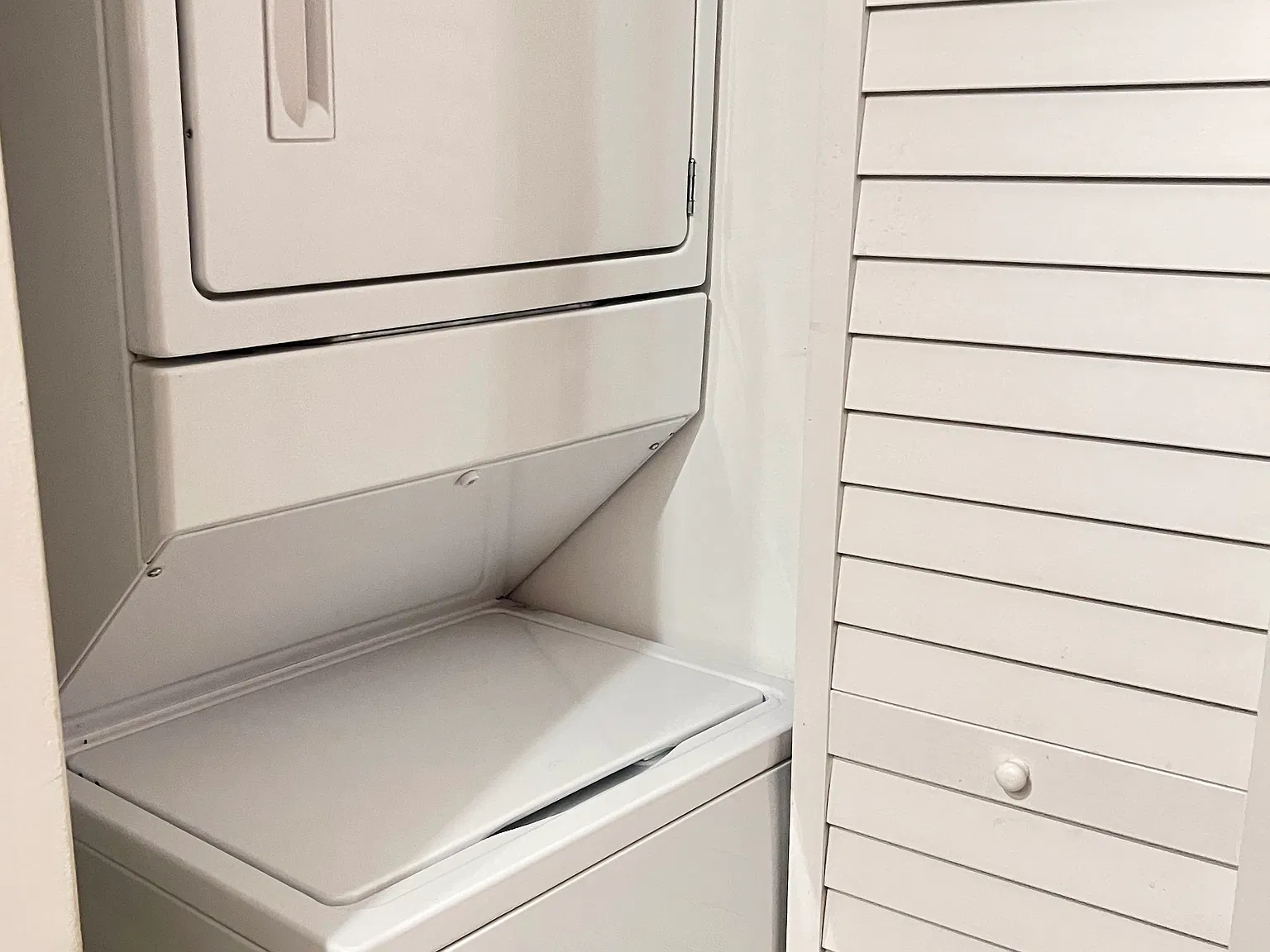 1 bed, 838 sqft, $2,500 — Photo 4