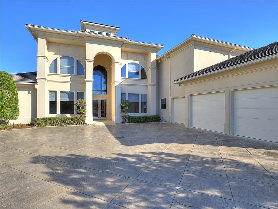 1st image of 5615 Oak Falls Cir
