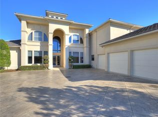 5615 Oak Falls Cir, Dallas, TX 75287