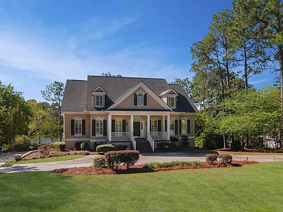 2nd image of 220 Aiken Hunt Cir