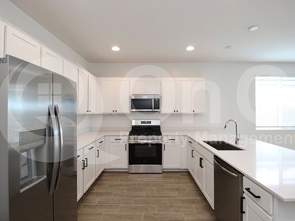 4th image of 23097 E Saddle Way