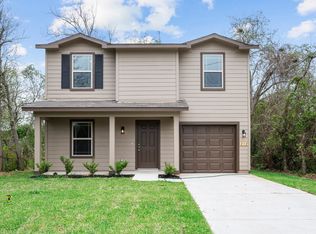 619 N Columbia St, Angleton, TX 77515