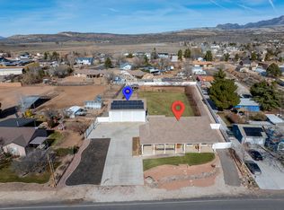 1488 W Diamond Valley Dr, Saint George, UT 84770