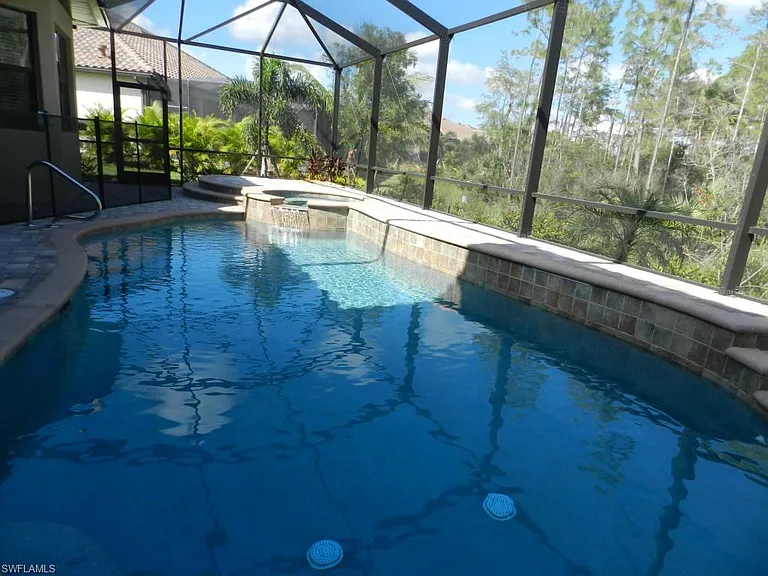 9560 Firenze Cir — Photo 15