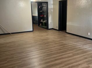1617 S 14th St, Chickasha, OK 73018