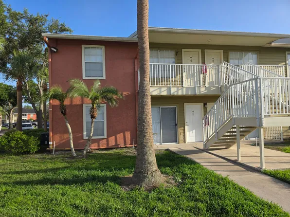 220 Lake Parsons Grn, Brandon, FL