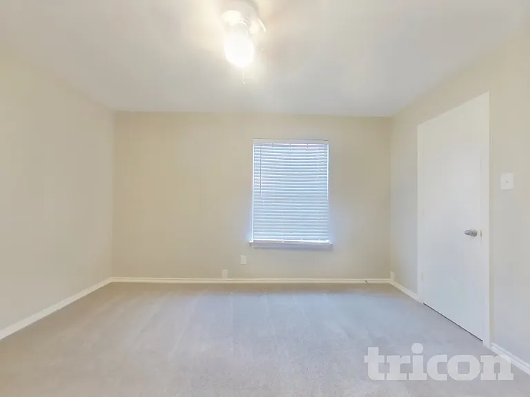 2125 W Nathan Lowe Rd — Photo 11