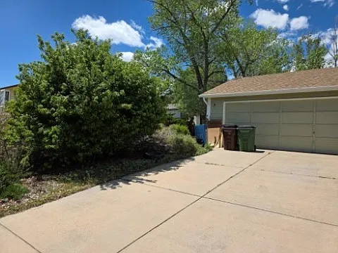 3730 Cragwood Dr