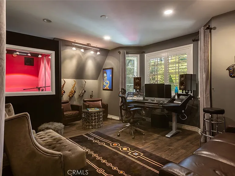 29155 Old Mill Creek Ln — Photo 53