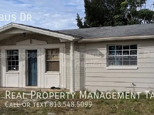 3221 Columbus Dr, Holiday, FL 34691