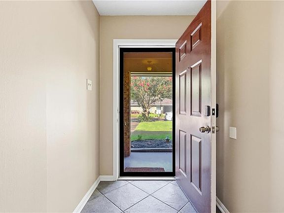 3rd image of 5609 Demeter St