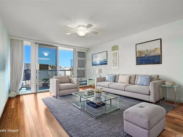 1315 Kalakaua Ave APT 1206, Honolulu, HI 96826
