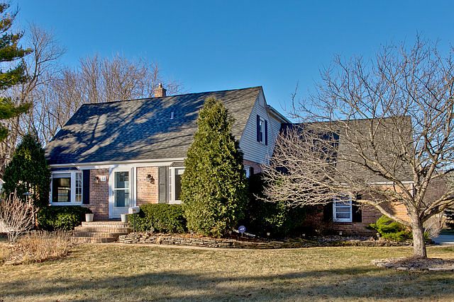 1st image of 52 N Elmwood Ave
