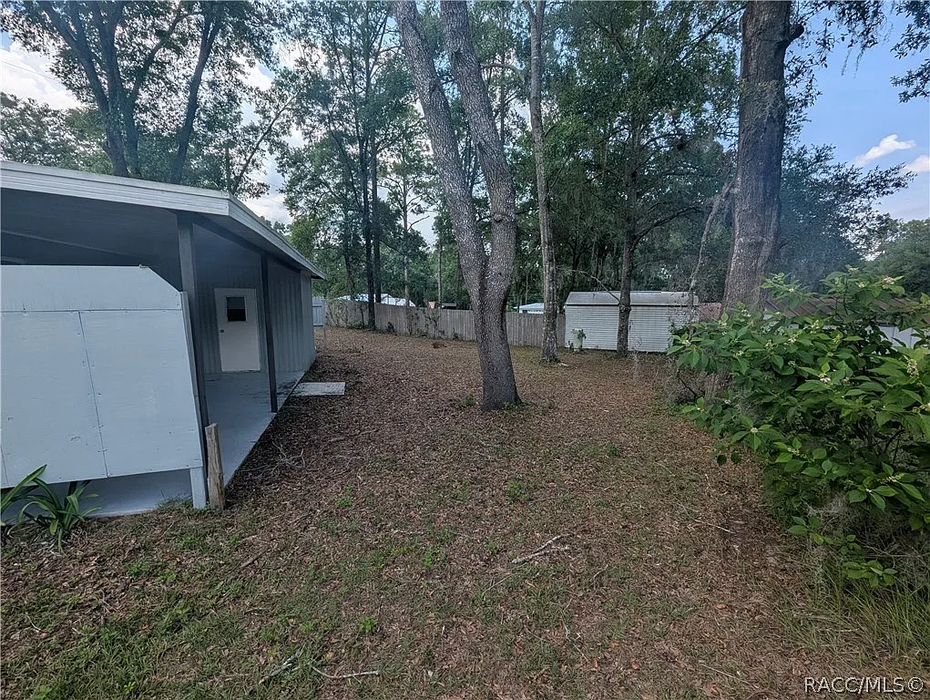 2 bed, 950 sqft, $1,400 — Photo 3