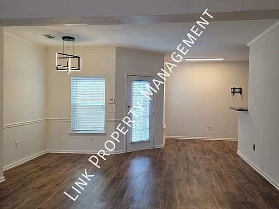 4th image of 5103 Regency Ct