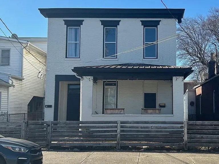 1214 Logan St — Photo 2