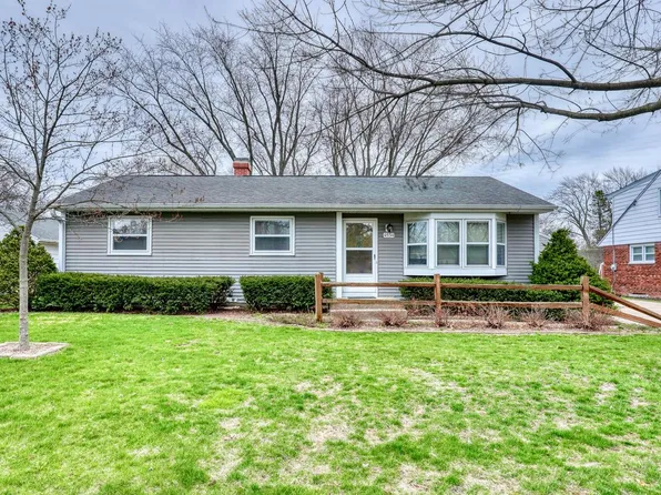 4534 North 101st STREET, Wauwatosa, WI 53225