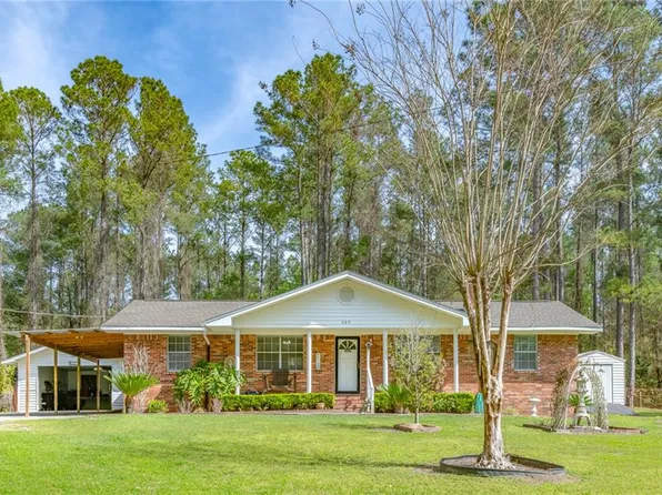 609 Sparkman Cir, Saint George, GA 31562