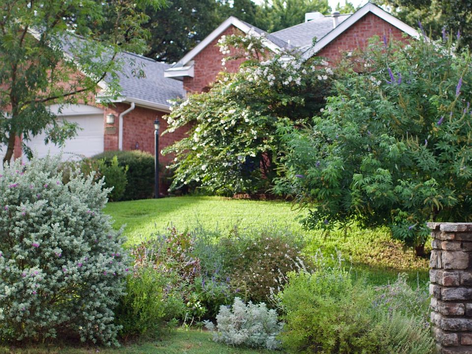 1st image of 3829 Misty Glen Ct