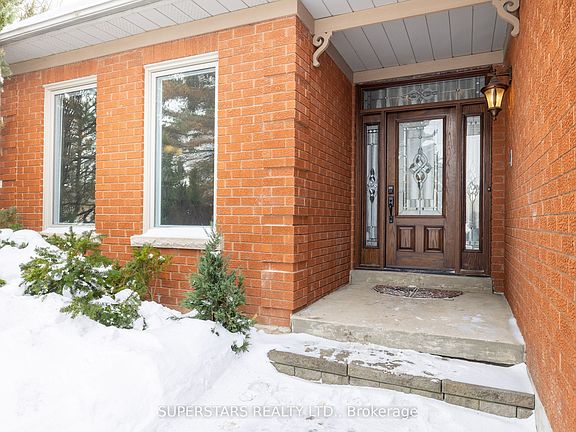 3rd image of 852 Norwick Rd