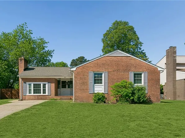 207 Telford Dr, Newport News, VA 23602