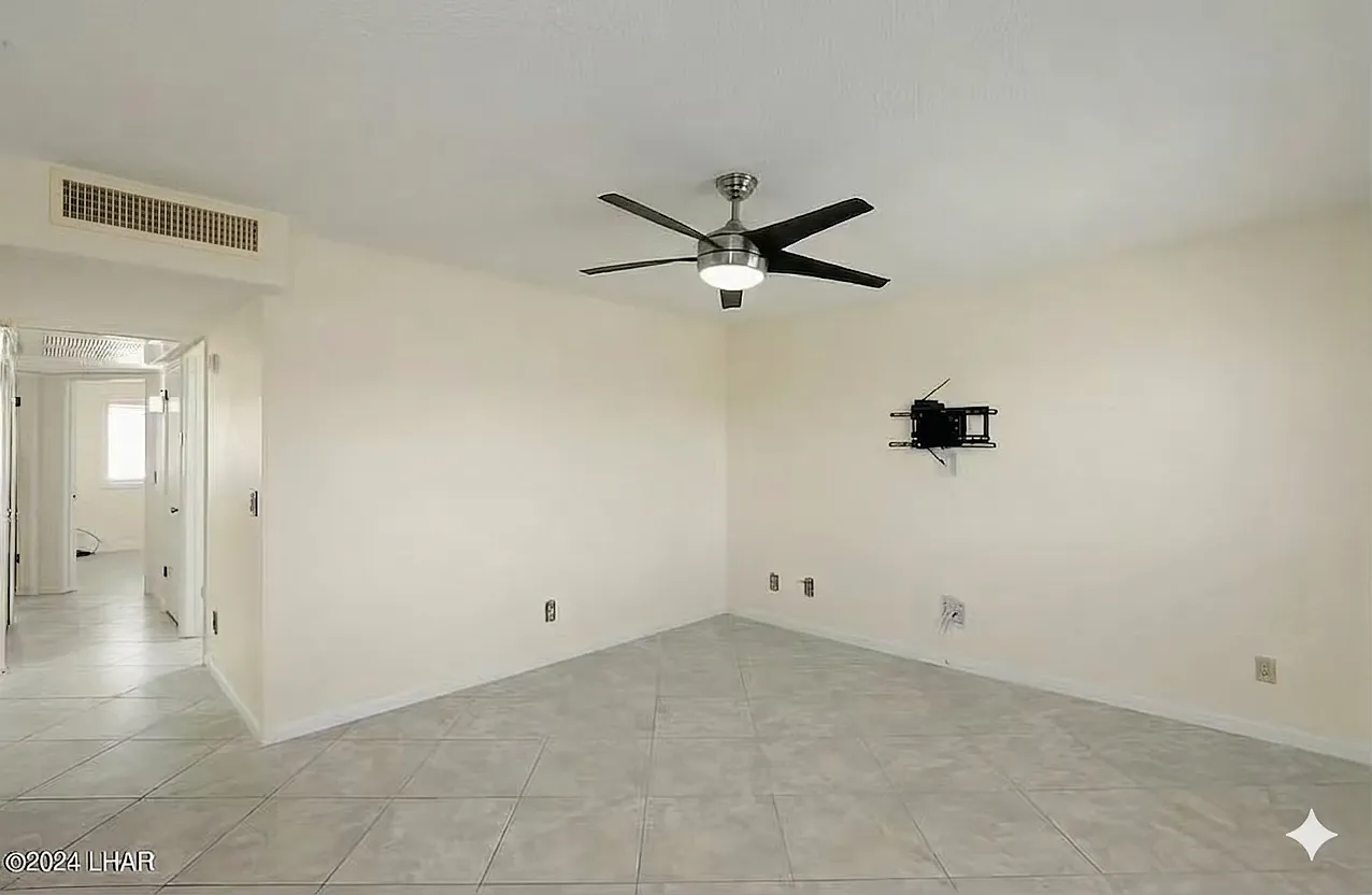 2 bed, 920 sqft, $1,335 — Photo 3