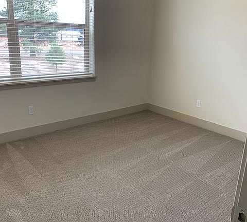 5th image of 208 Broken Creek St #208