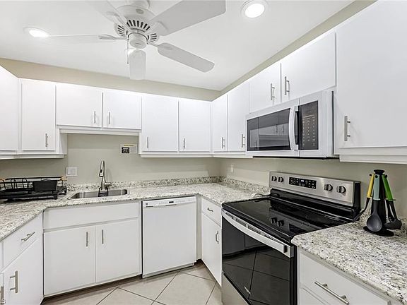 5th image of 509 Roma Ct APT 202