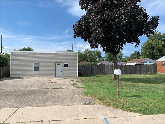 3rd image of 2717 Ontario Ave