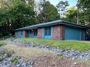 10002 Wondell Woods Dr, Belleville, IL 62223