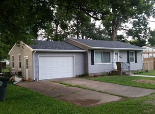 1714 Ridgeway Ave, Evansville, IN 47714