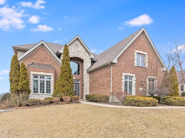 12644 Thornberry Dr, Lemont, IL 60439