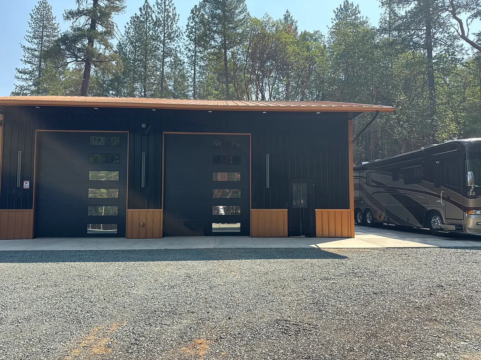 1 bed, 1500 sqft, $1,500 — Photo 1