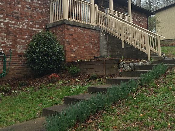 3rd image of 1020 Christopher Ln