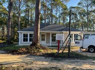 119 Infield Dr, Lanark Village, FL 32323