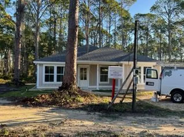 119 Infield Dr, Lanark Village, FL 32323