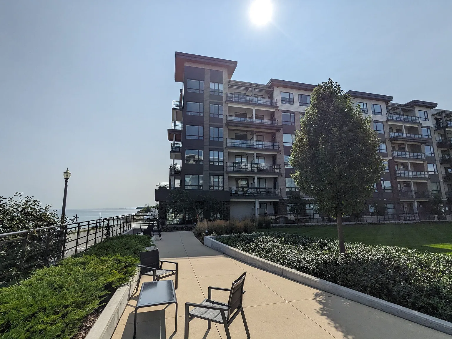 1 bed, 700 sqft, $2,250 — Photo 2