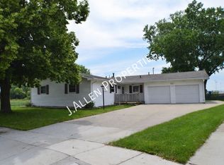 2219 Sunset Ave, Norfolk, NE 68701