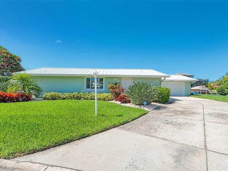 5577 Contento Dr — Photo 38
