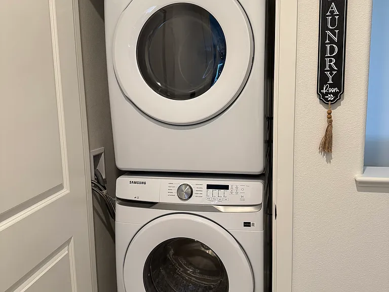 Shared laundry unit