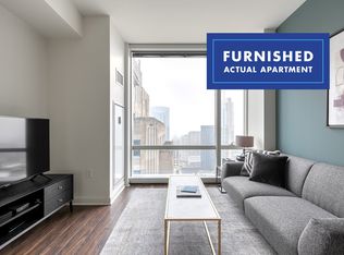 115 E Riverwalk, Chicago, IL 60601