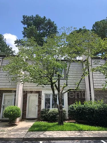 626 Cobblestone Dr Photo 1